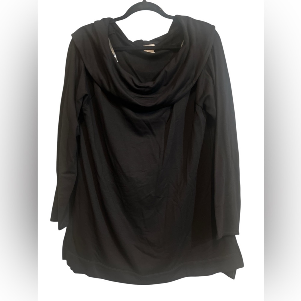 Chico’s Off the Shoulder Black Tunic Top 
Euro Size 2, Medium In American Sizes